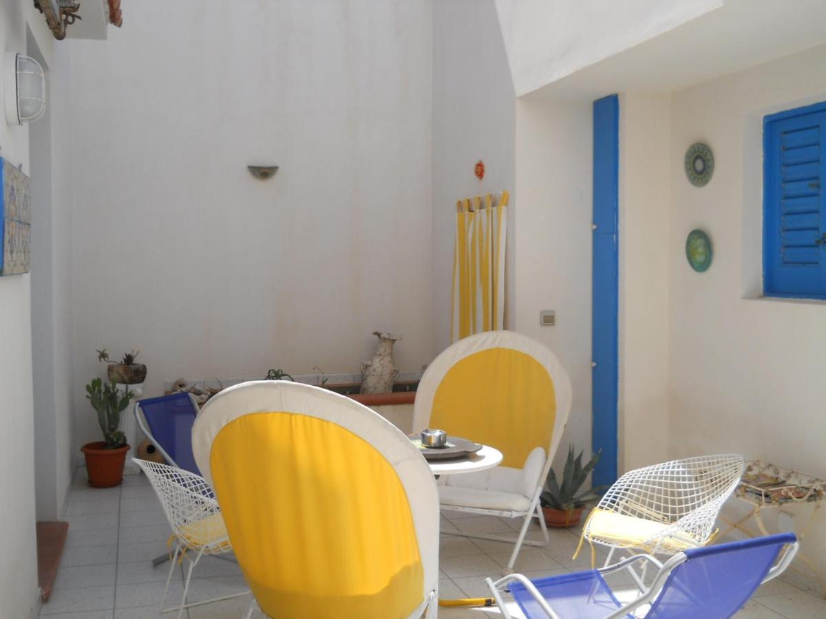 Mediterranea Guesthouse B&B Portopalo Di Capo Passero Eksteriør billede