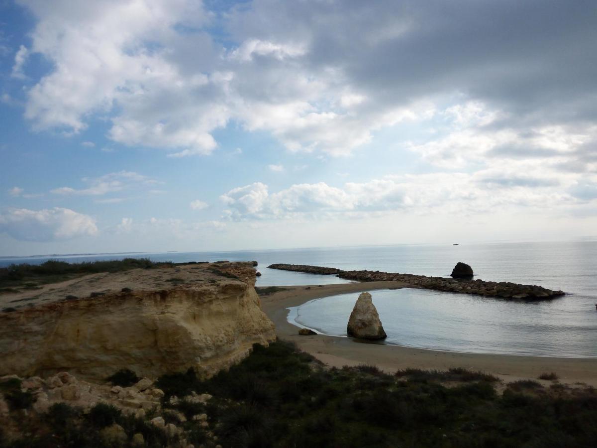Mediterranea Guesthouse B&B Portopalo Di Capo Passero Eksteriør billede